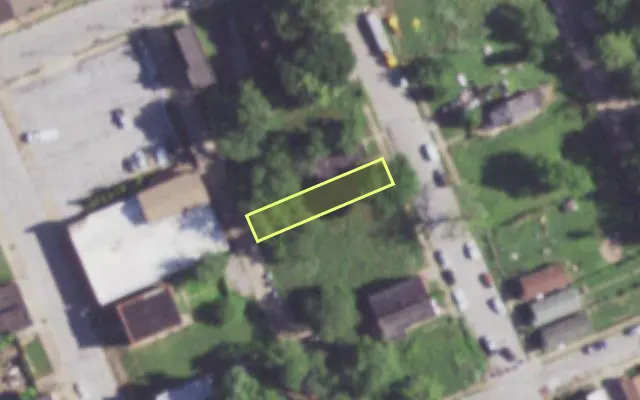 Aerial view of 4249 N 19TH ST — vacant lot, St. Louis with approximate parcel outline