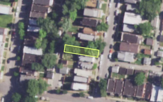 Aerial view of 3247 MINNESOTA AV — vacant lot, St. Louis with approximate parcel outline
