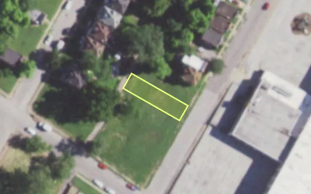 Aerial view of 1369 TEMPLE PL — vacant lot, St. Louis with approximate parcel outline
