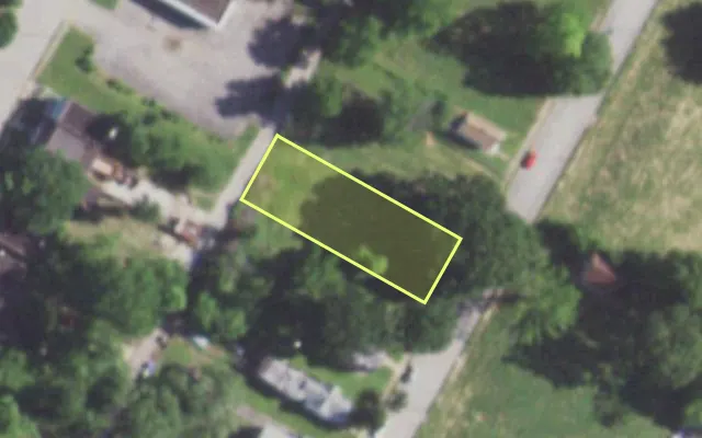Aerial view of 2833 SEMPLE AV — vacant lot, St. Louis with approximate parcel outline