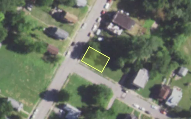 Aerial view of 5387 NORTHLAND AV — vacant lot, St. Louis with approximate parcel outline