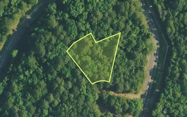 Aerial view of VAN BUREN County parcel 4400-04140-0000 — Arkansas post-auction with approximate parcel outline