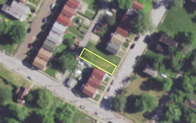Aerial view of 4211 JOHN AV — vacant lot, St. Louis with approximate parcel outline