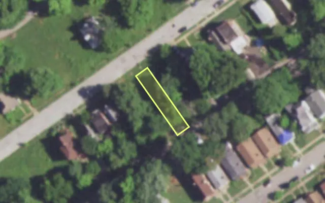 Aerial view of 5348 GERALDINE AV — vacant lot, St. Louis with approximate parcel outline