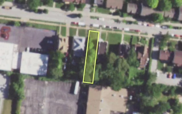 Aerial view of 5868 ETZEL AV — vacant lot, St. Louis with approximate parcel outline