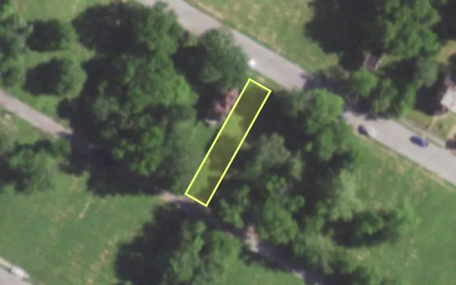 Aerial view of 5654 LOTUS AV — vacant lot, St. Louis with approximate parcel outline