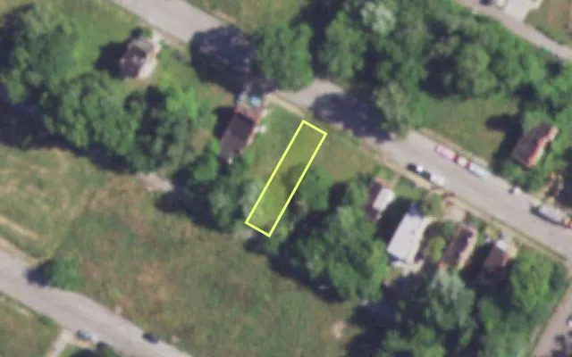 Aerial view of 4028 NORTH MARKET ST — vacant lot, St. Louis with approximate parcel outline