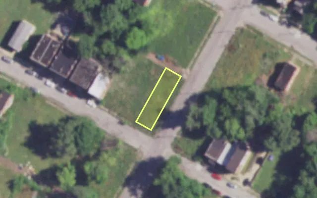 Aerial view of 4001 ALDINE AV — vacant lot, St. Louis with approximate parcel outline