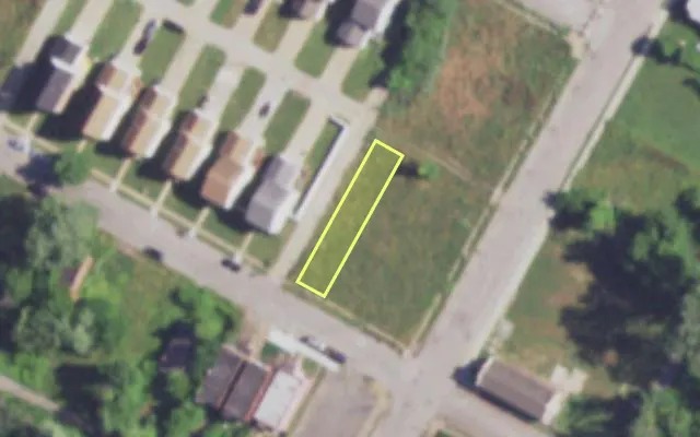 Aerial view of 4209 GARFIELD AV — vacant lot, St. Louis with approximate parcel outline
