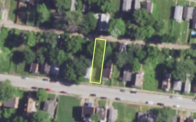 Aerial view of 883 CANAAN AV — vacant lot, St. Louis with approximate parcel outline