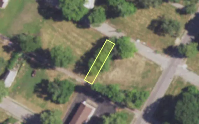 Aerial view of 4416 COTE BRILLIANTE AV — vacant lot, St. Louis with approximate parcel outline