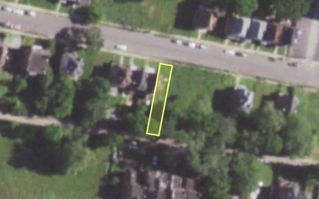 Aerial view of 5044 MINERVA AV — vacant lot, St. Louis with approximate parcel outline
