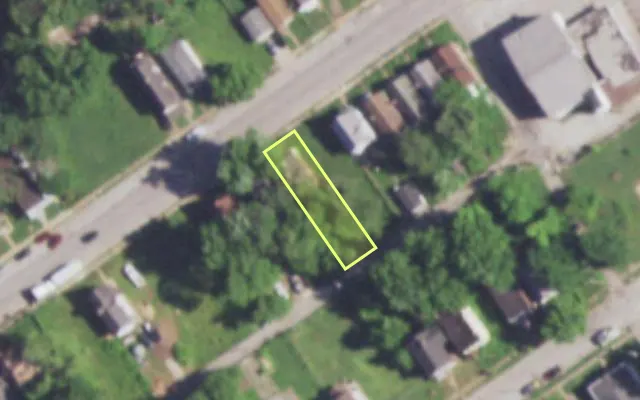 Aerial view of 5448 UNION BLVD — vacant lot, St. Louis with approximate parcel outline