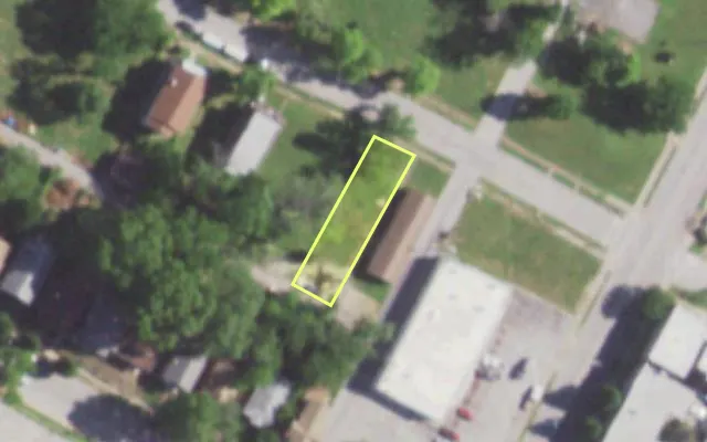 Aerial view of 5818 TERRY AV — vacant lot, St. Louis with approximate parcel outline