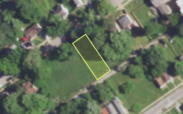 Aerial view of 5236 PLOVER AV — vacant lot, St. Louis with approximate parcel outline