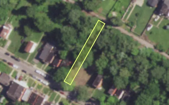 Aerial view of 4807 LEDUC ST — vacant lot, St. Louis with approximate parcel outline