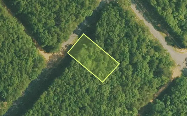 Aerial view of VAN BUREN County parcel 4400-21110-0000 — Arkansas post-auction with approximate parcel outline