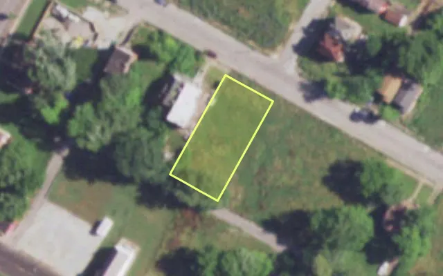 Aerial view of 4340 W LABADIE AV — vacant lot, St. Louis with approximate parcel outline