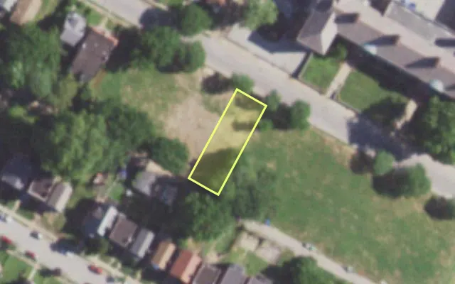 Aerial view of 5830 KENNERLY AV — vacant lot, St. Louis with approximate parcel outline