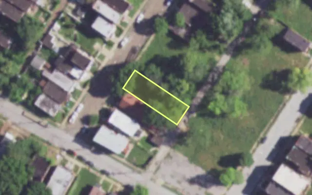 Aerial view of 4210 COLLEGE AV — vacant lot, St. Louis with approximate parcel outline