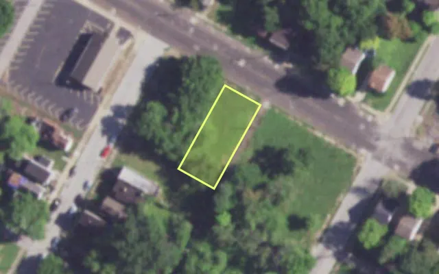 Aerial view of 4014 LEE AV — vacant lot, St. Louis with approximate parcel outline