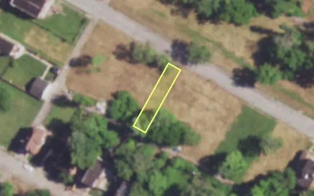 Aerial view of 4580 GARFIELD AV — vacant lot, St. Louis with approximate parcel outline