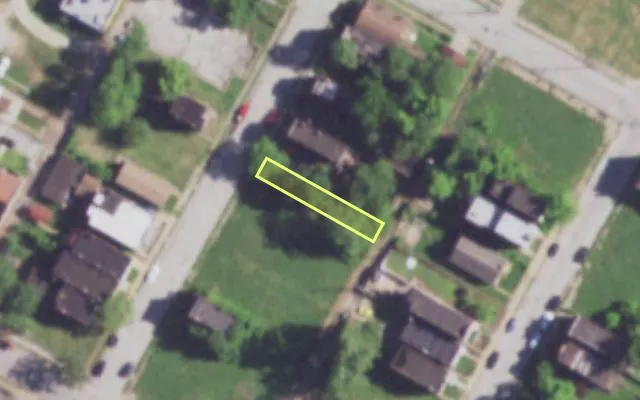 Aerial view of 4148 PECK ST — vacant lot, St. Louis with approximate parcel outline