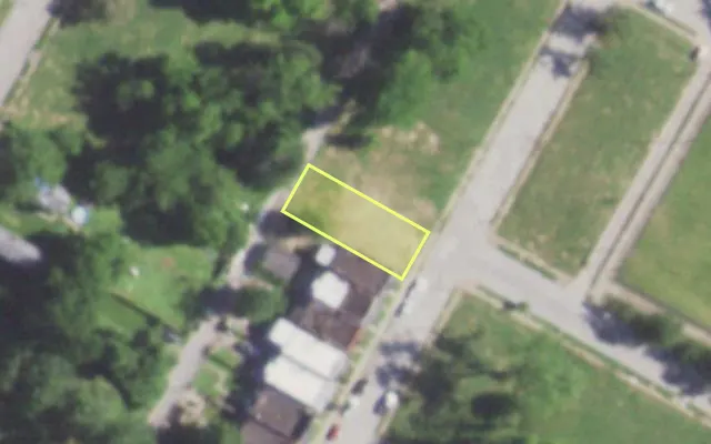 Aerial view of 3023 ABNER PL — vacant lot, St. Louis with approximate parcel outline