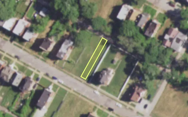 Aerial view of 4435 GREER AV — vacant lot, St. Louis with approximate parcel outline