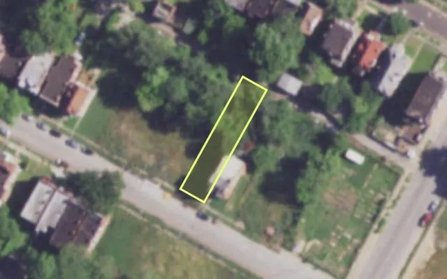 Aerial view of 3923 LABADIE AV — vacant lot, St. Louis with approximate parcel outline