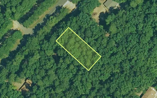 Aerial view of GARLAND County parcel 62679 — Arkansas post-auction with approximate parcel outline