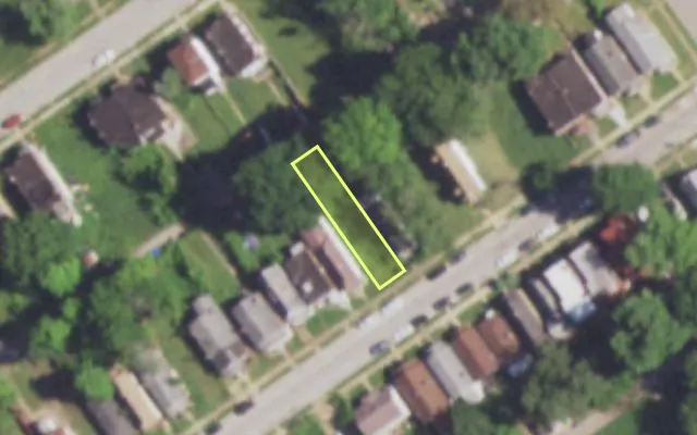 Aerial view of 5071 CLAXTON AV — vacant lot, St. Louis with approximate parcel outline