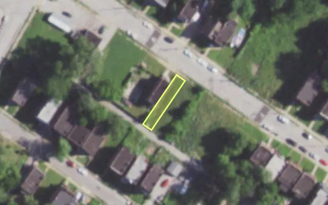 Aerial view of 5966 RIDGE AV — vacant lot, St. Louis with approximate parcel outline