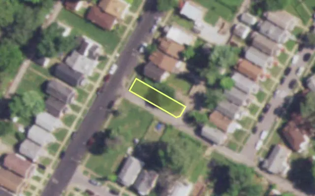 Aerial view of 5616 MIMIKA AV — vacant lot, St. Louis with approximate parcel outline
