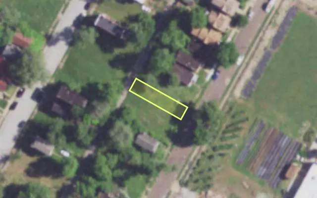 Aerial view of 4233 OBEAR AV — vacant lot, St. Louis with approximate parcel outline
