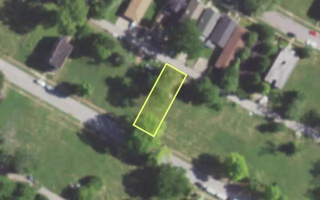 Aerial view of 5849 TERRY AV — vacant lot, St. Louis with approximate parcel outline