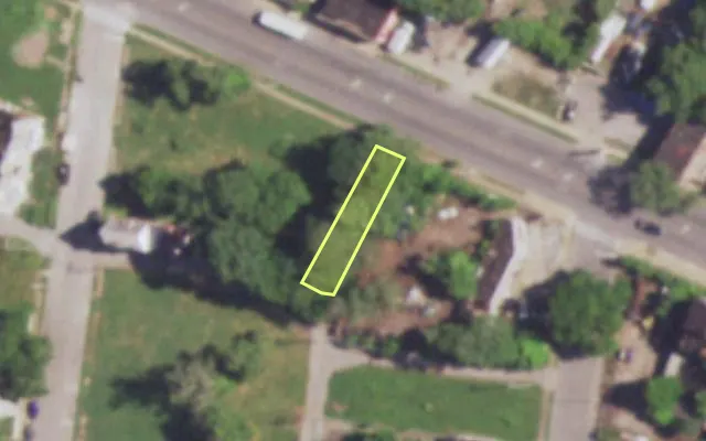 Aerial view of 4814 DR MARTIN LUTHER KING DR — vacant lot, St. Louis with approximate parcel outline