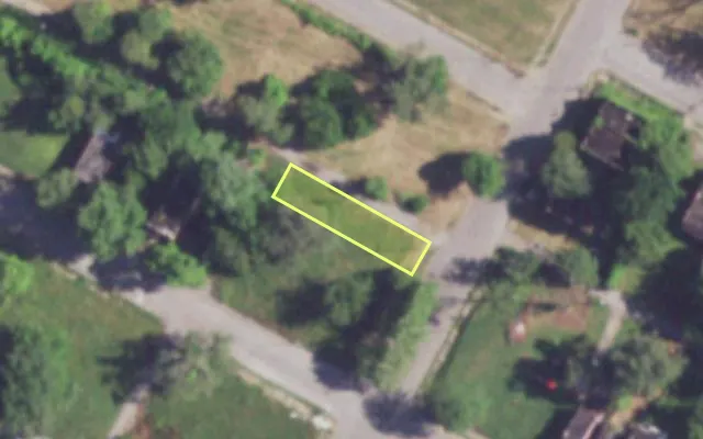Aerial view of 2711 PRAIRIE AV — vacant lot, St. Louis with approximate parcel outline