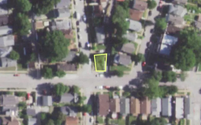 Aerial view of 4557 EICHELBERGER ST — vacant lot, St. Louis with approximate parcel outline