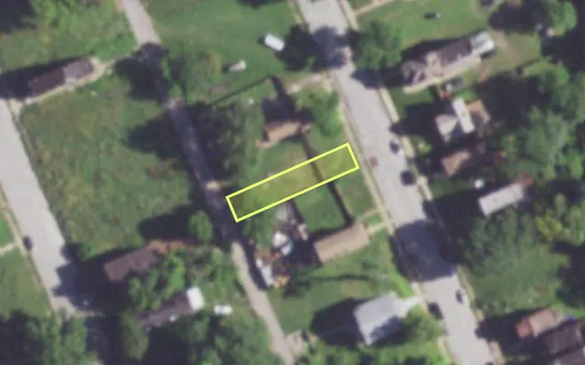 Aerial view of 4413 BLAIR AV — vacant lot, St. Louis with approximate parcel outline