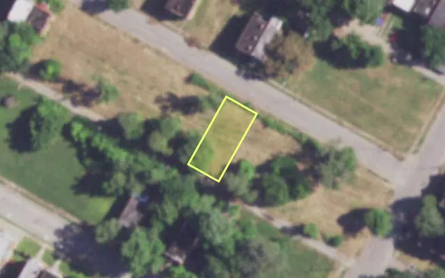 Aerial view of 3820 KENNERLY AV — vacant lot, St. Louis with approximate parcel outline