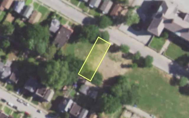 Aerial view of 5838 KENNERLY AV — vacant lot, St. Louis with approximate parcel outline