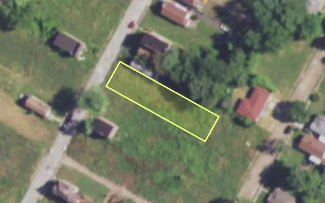 Aerial view of 3034 VINE GROVE AV — vacant lot, St. Louis with approximate parcel outline