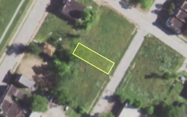 Aerial view of 1331 SEMPLE AV — vacant lot, St. Louis with approximate parcel outline