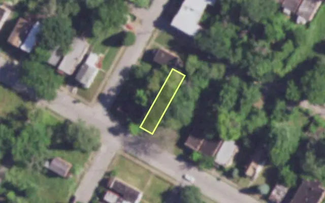 Aerial view of 4217 ASHLAND AV — vacant lot, St. Louis with approximate parcel outline
