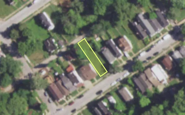 Aerial view of 5515 BEACON AV — vacant lot, St. Louis with approximate parcel outline