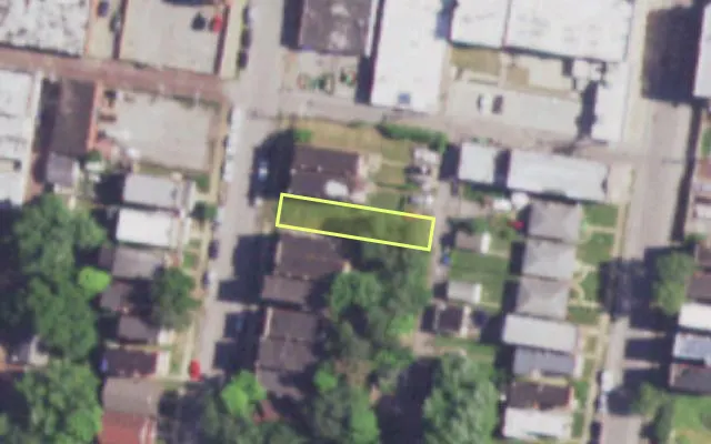 Aerial view of 3820 OREGON AV — vacant lot, St. Louis with approximate parcel outline