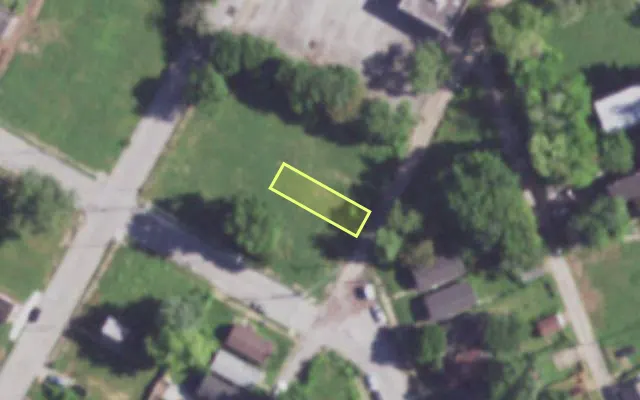 Aerial view of 4207 GLASGOW AV — vacant lot, St. Louis with approximate parcel outline