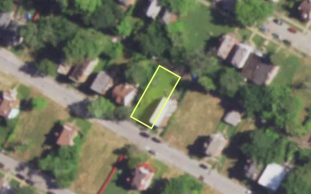 Aerial view of 4741 CUPPLES PL — vacant lot, St. Louis with approximate parcel outline