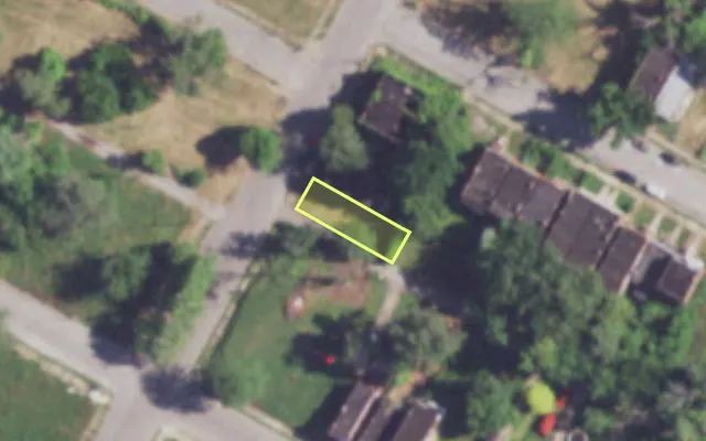 Aerial view of 2716 PRAIRIE AV — vacant lot, St. Louis with approximate parcel outline